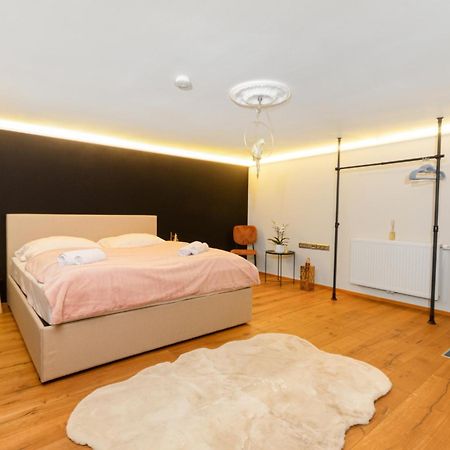 Zentral - Netflix - 2 Stoecke - Arbeitsplatz Apartment Vienna Exterior photo