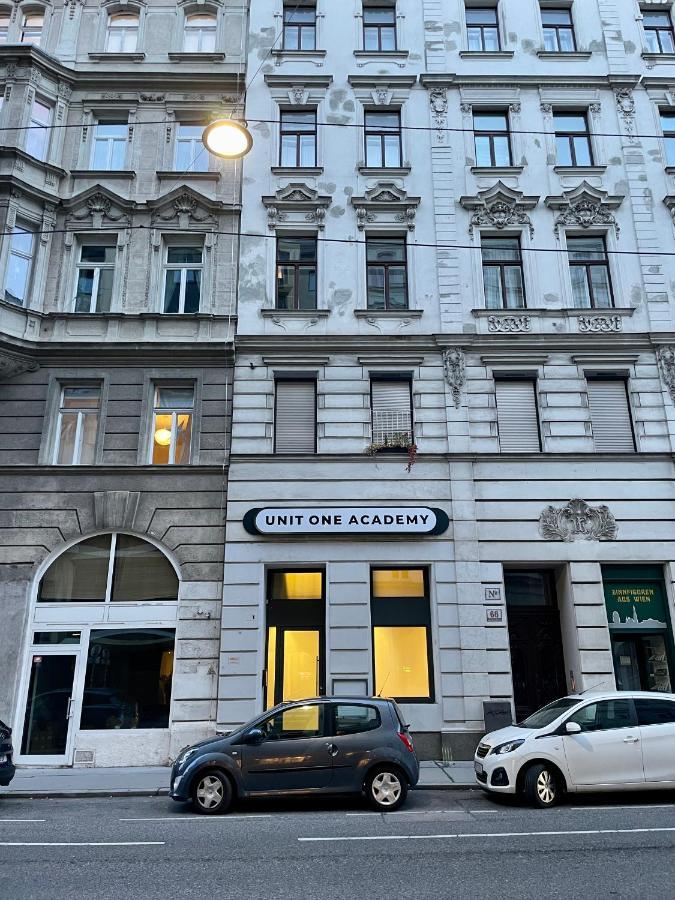 Zentral - Netflix - 2 Stoecke - Arbeitsplatz Apartment Vienna Exterior photo